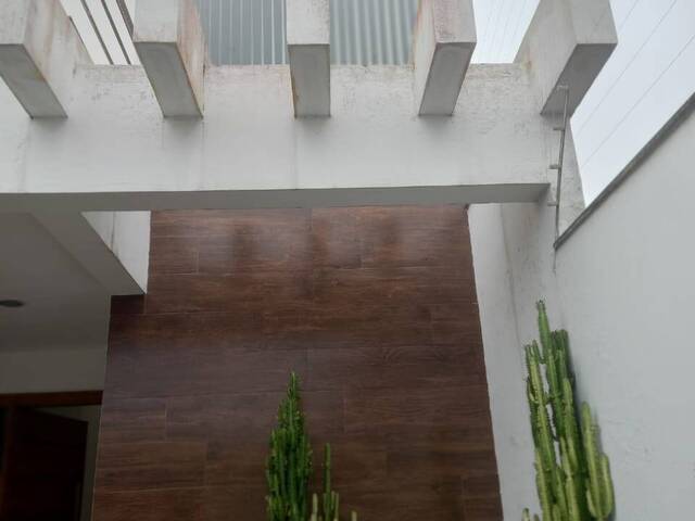 Casa para Venda em Rio das Ostras - 4
