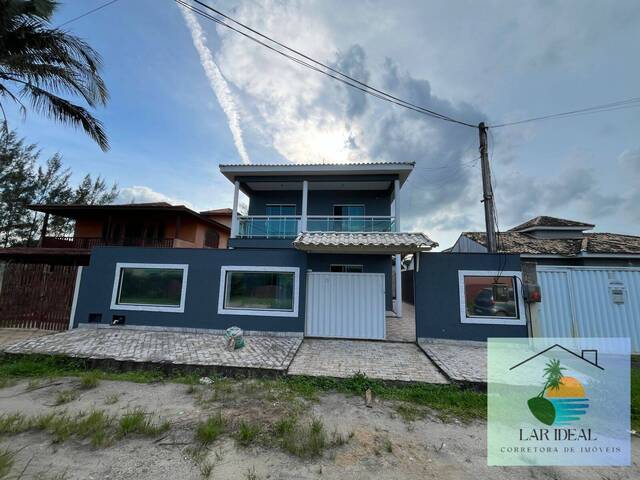 Casa para Venda em Cabo Frio - 2