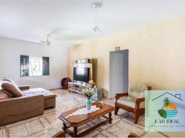 Casa para Venda em Rio das Ostras - 4