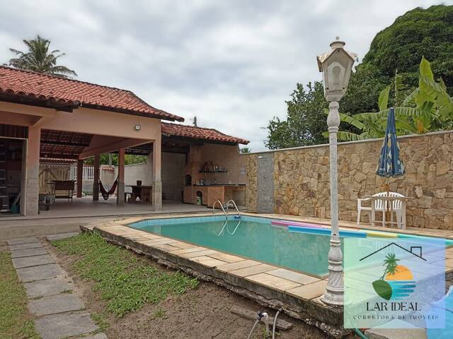 #596 - Casa para Venda em Araruama - RJ