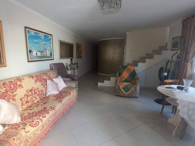 #855 - Casa para Venda em Cabo Frio - RJ