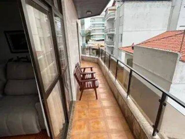 Apartamento para Venda em Cabo Frio - 2