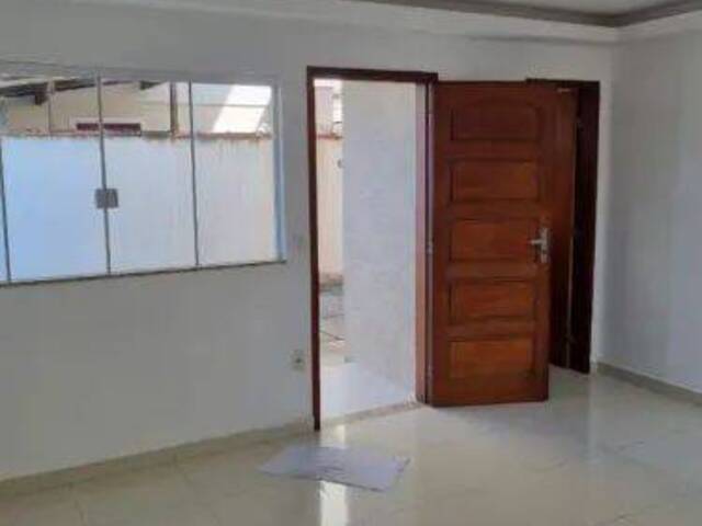 Casa para Venda em Rio das Ostras - 3