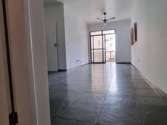 Apartamento para Venda em Cabo Frio - 3