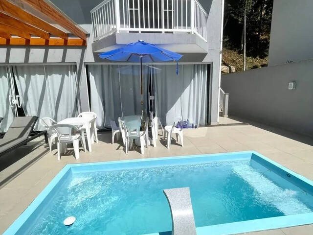 Casa para Venda em Nova Friburgo - 4