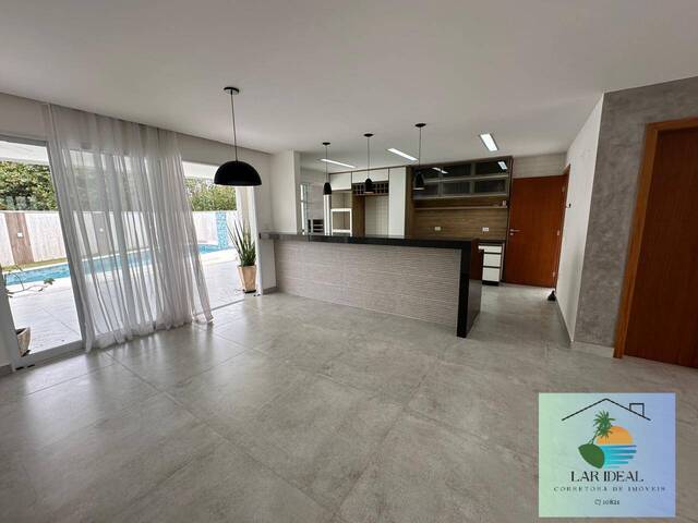 #1638 - Casa para Venda em Cabo Frio - RJ - 2