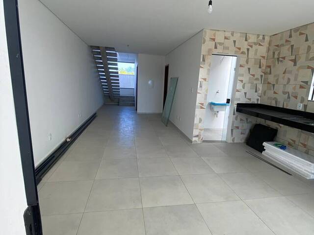 #1677 - Casa para Venda em Cabo Frio - RJ - 2