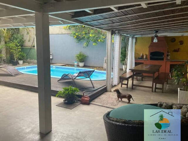 #1733 - Casa para Venda em Cabo Frio - RJ - 2