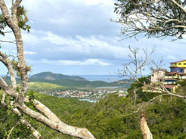 #1781 - Casa para Venda em Cabo Frio - RJ