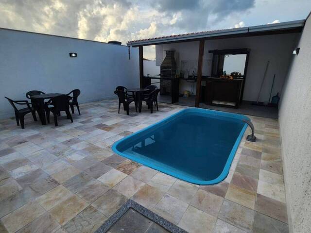#1900 - Casa para Venda em Cabo Frio - RJ - 2