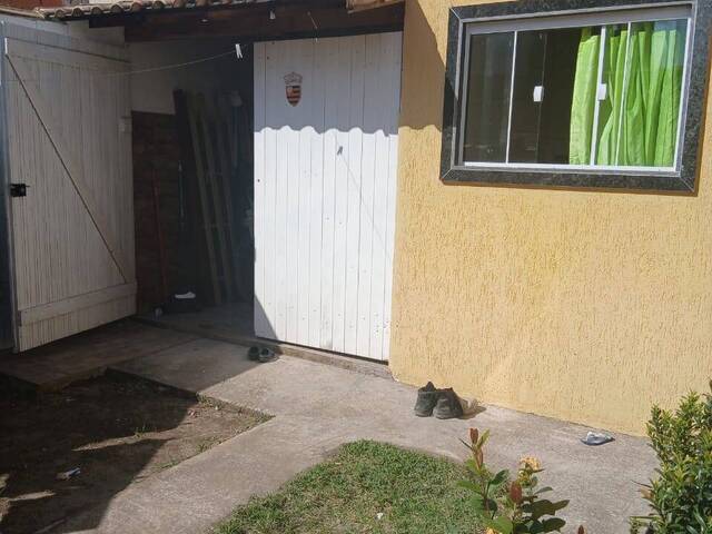 #1999 - Casa para Venda em Cabo Frio - RJ - 2