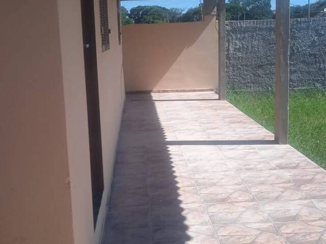 #2008 - Casa para Venda em Cabo Frio - RJ - 3