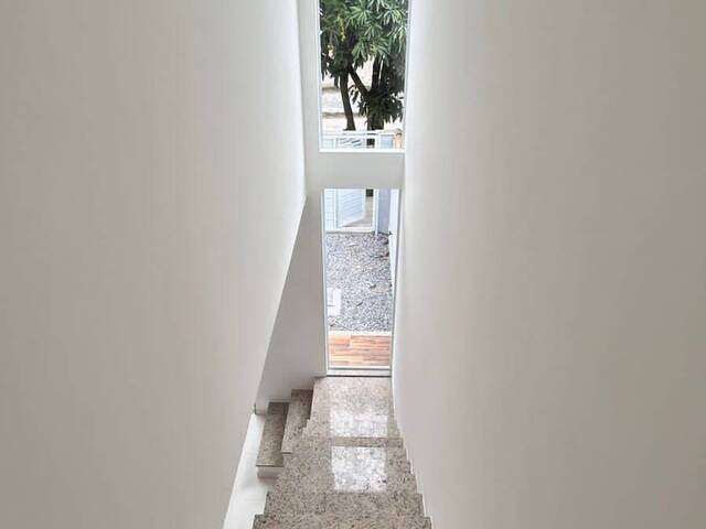 #2137 - Casa para Venda em Rio das Ostras - RJ - 3