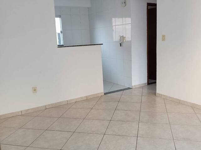 #2164 - Apartamento para Venda em Rio das Ostras - RJ - 3