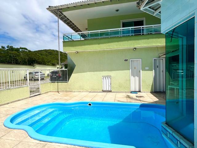 Venda em Vila do Peró - Cabo Frio