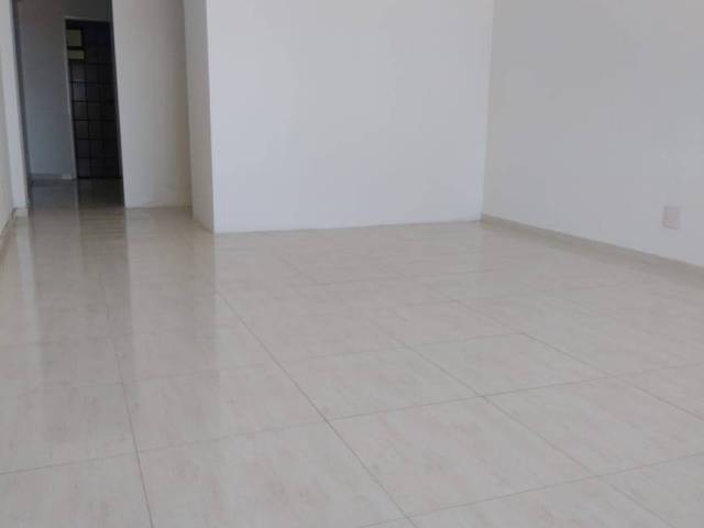 Sala para Venda em Cabo Frio - 5