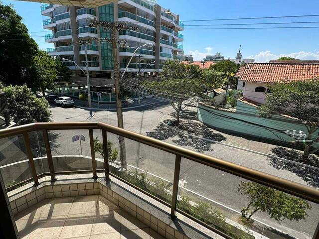 Apartamento para Venda em Cabo Frio - 2
