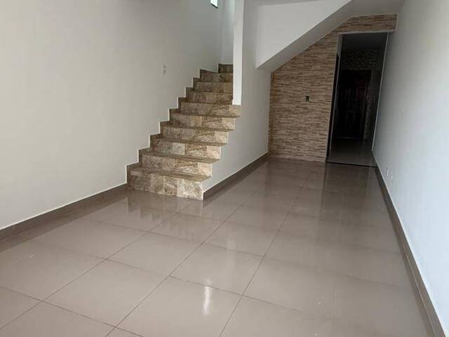 Casa para Venda em Casimiro de Abreu - 4