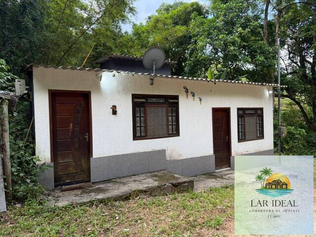 #2513 - Casa para Venda em Macaé - RJ - 2