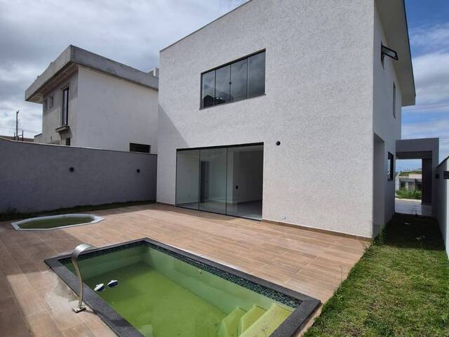 Casa para Venda em São Pedro da Aldeia - 4