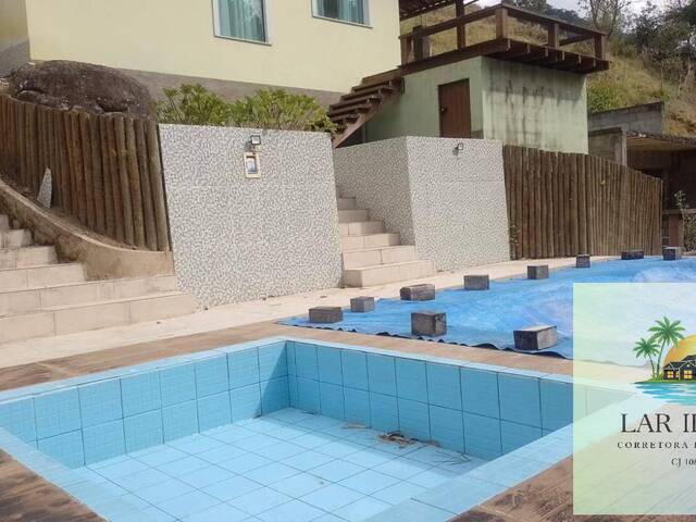 Casa para Venda em Nova Friburgo - 2