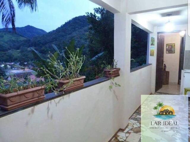 Casa para Venda em Nova Friburgo - 2