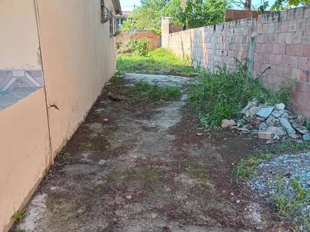 Casa para Venda em Araruama - 4