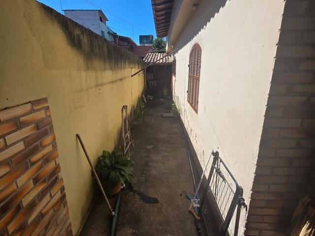 Casa para Venda em Rio das Ostras - 4