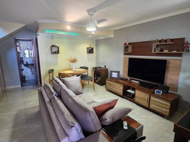 Casa para Venda em Rio das Ostras - 3