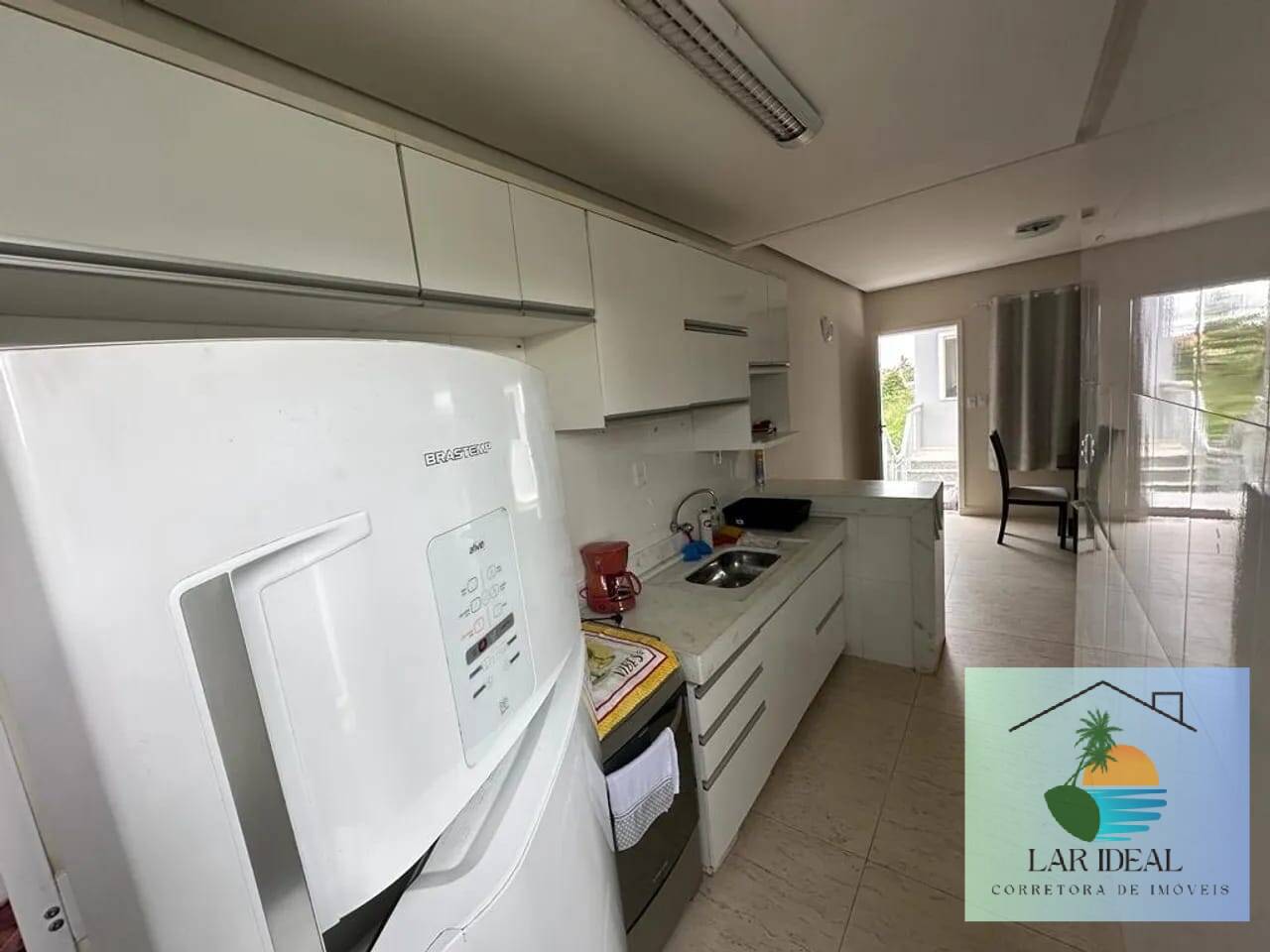 Casa à venda com 2 quartos, 85m² - Foto 8