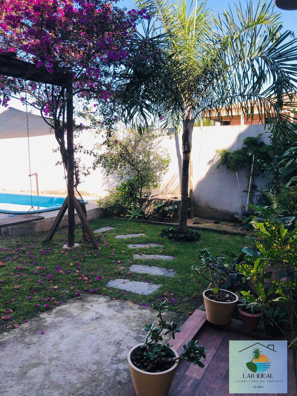 Casa à venda com 2 quartos, 99m² - Foto 3