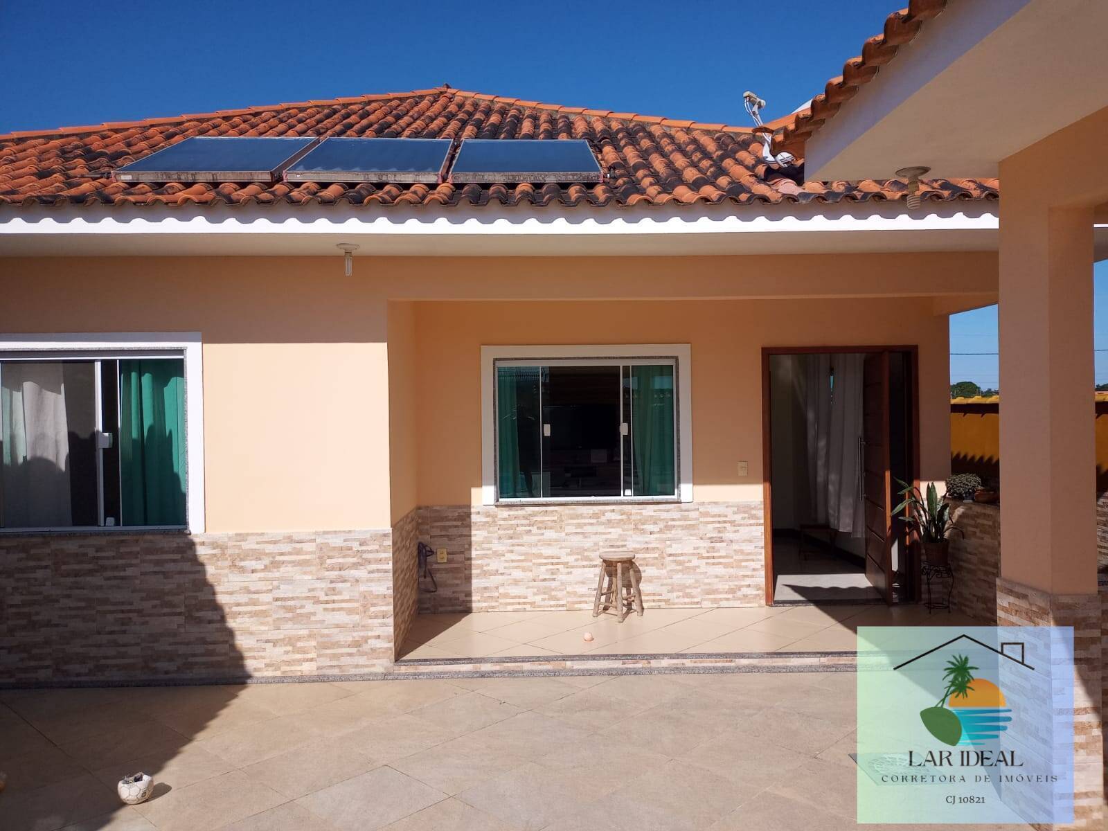 Casa à venda com 2 quartos, 144m² - Foto 1
