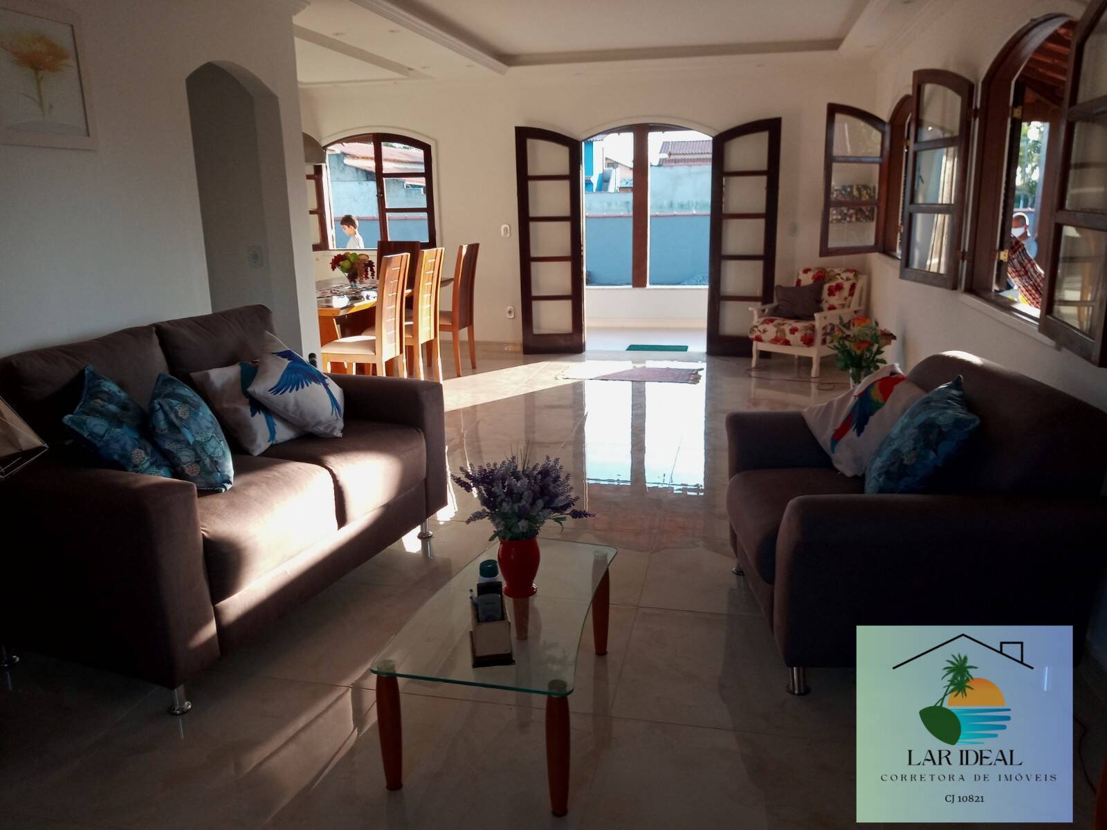 Casa de Condomínio à venda com 3 quartos, 600m² - Foto 3