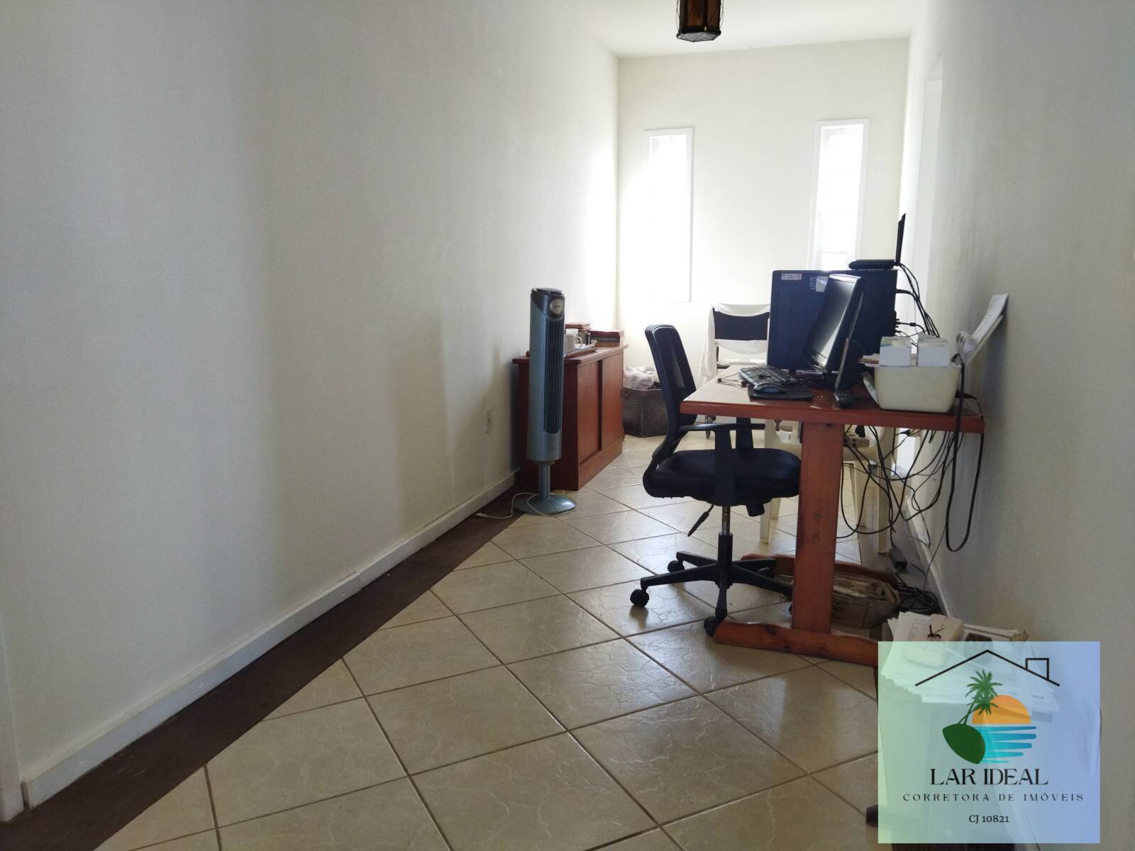 Casa à venda com 4 quartos, 600m² - Foto 9