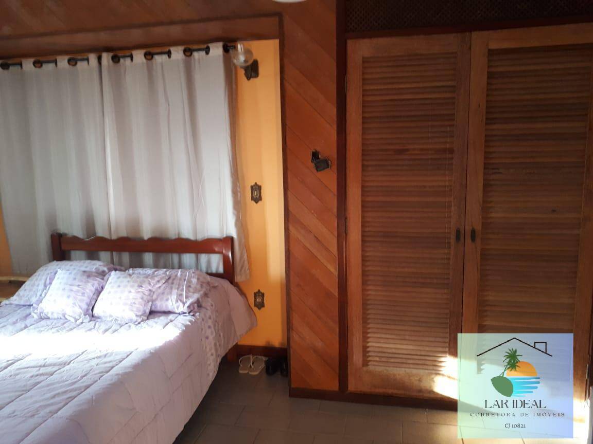 Casa à venda com 6 quartos, 280m² - Foto 15
