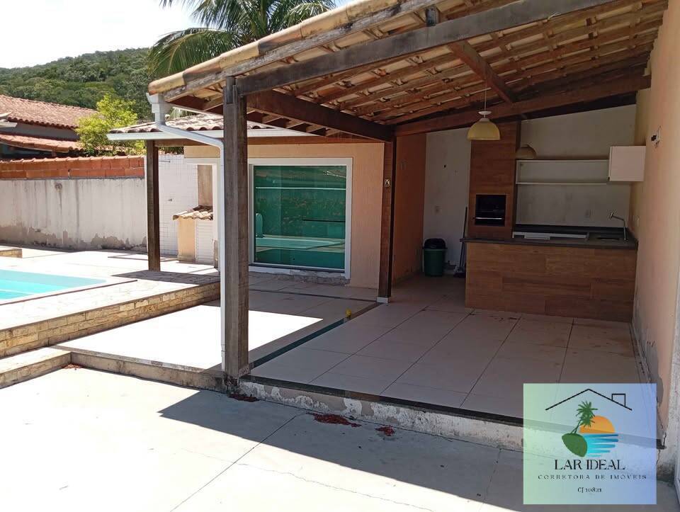 Casa de Condomínio à venda com 3 quartos, 150m² - Foto 2