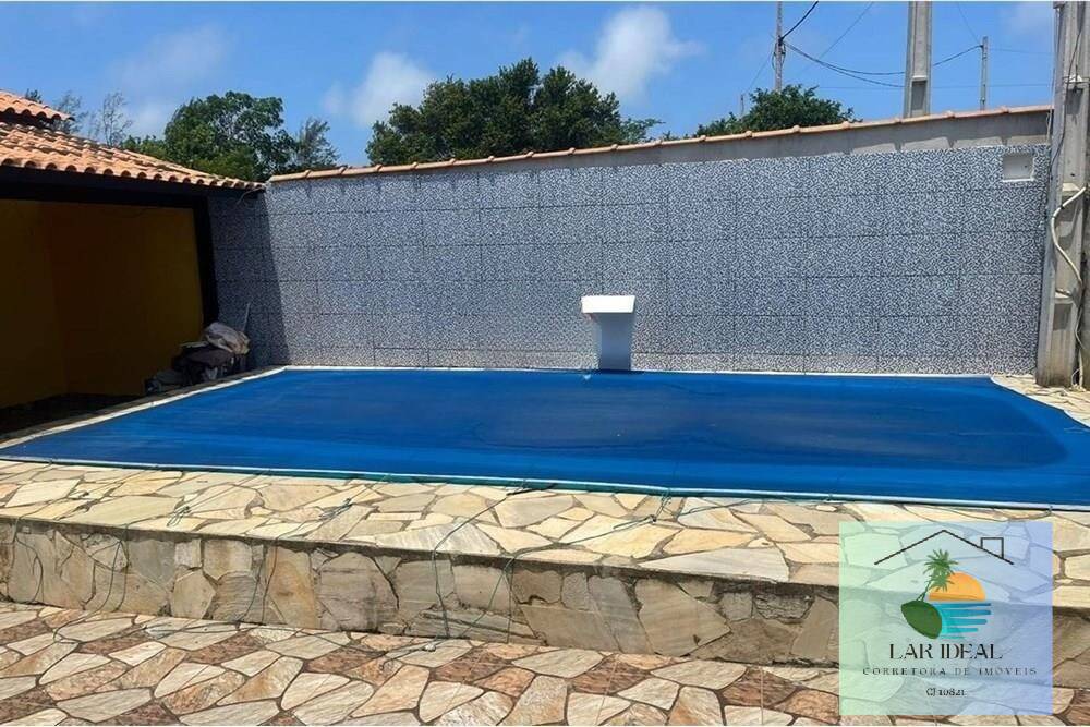 Casa à venda com 2 quartos, 80m² - Foto 2