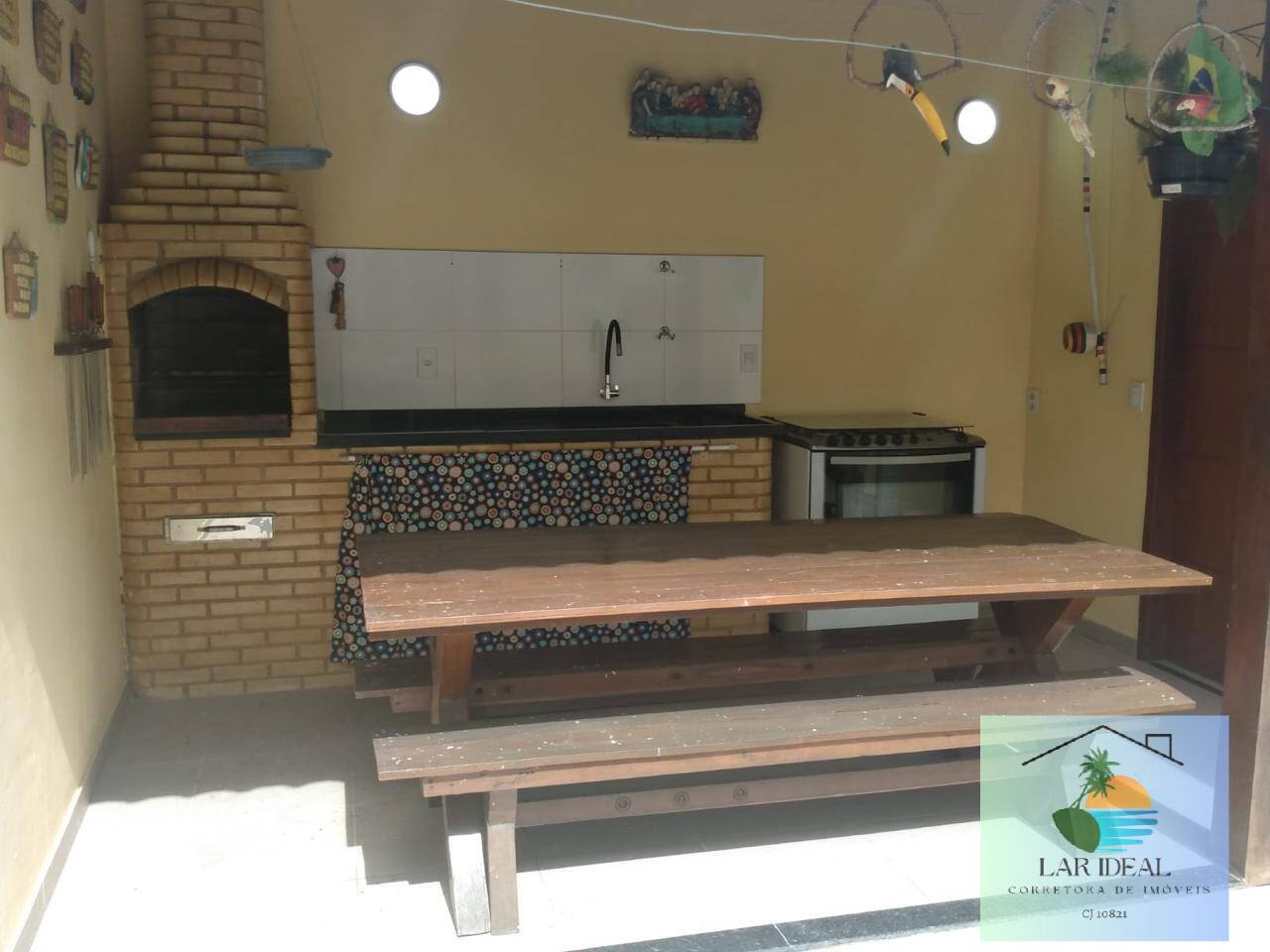 Casa à venda com 5 quartos, 137m² - Foto 7