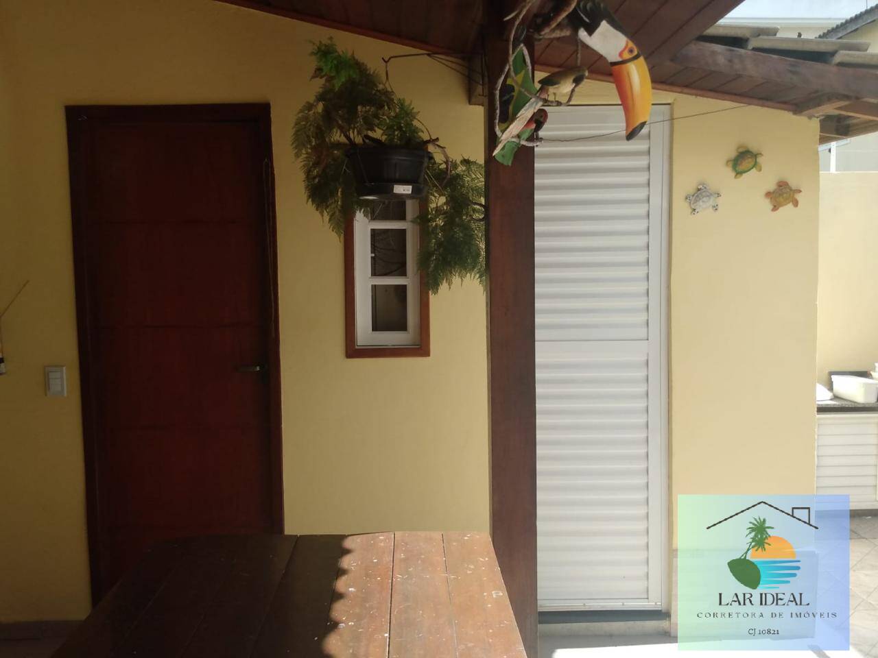 Casa à venda com 5 quartos, 137m² - Foto 10