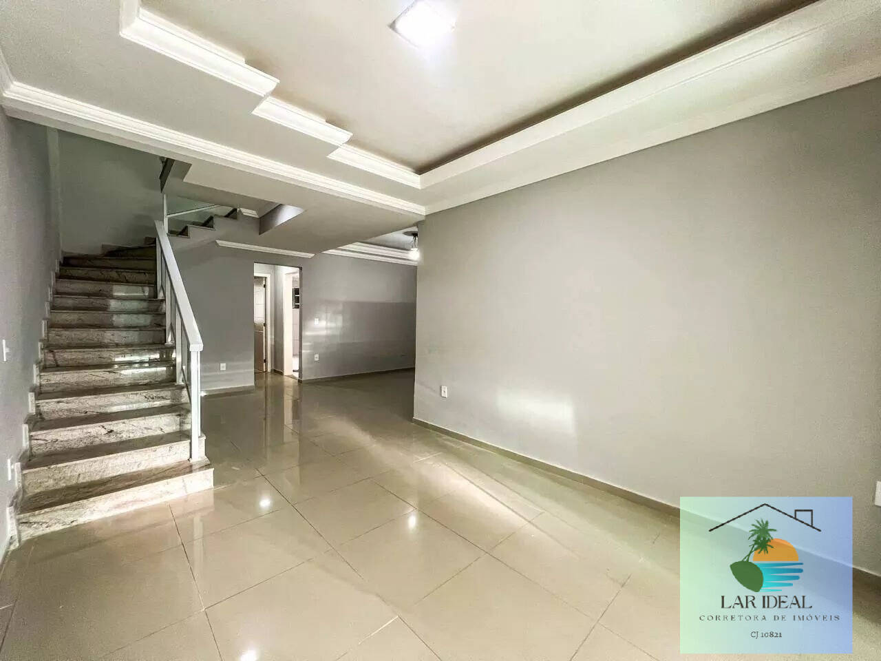 Casa à venda com 4 quartos, 160m² - Foto 6