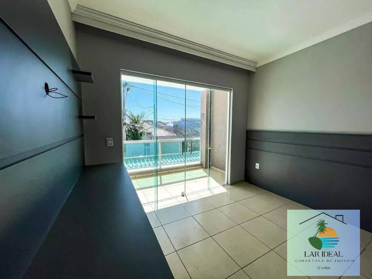 Casa à venda com 4 quartos, 160m² - Foto 11