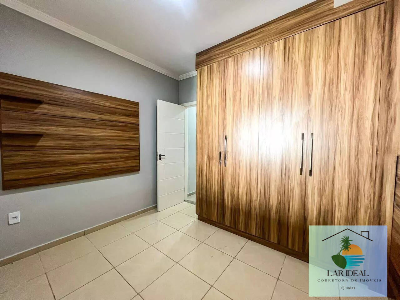 Casa à venda com 4 quartos, 160m² - Foto 12