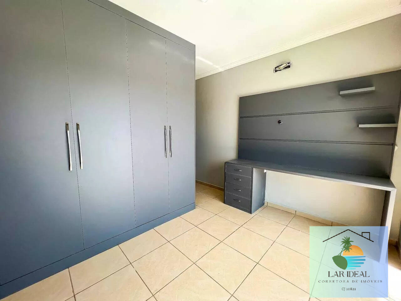 Casa à venda com 4 quartos, 160m² - Foto 14