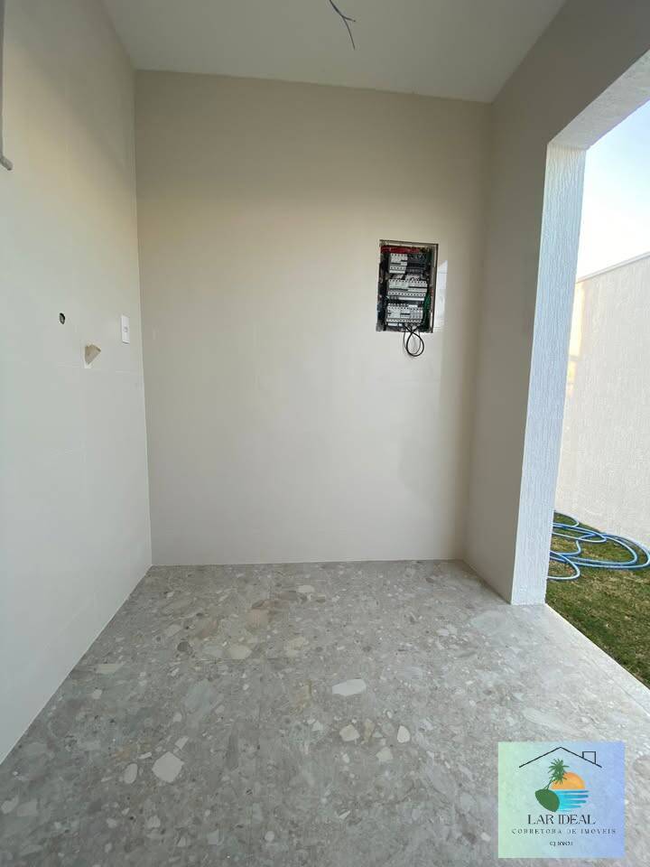 Casa à venda com 4 quartos, 220m² - Foto 14