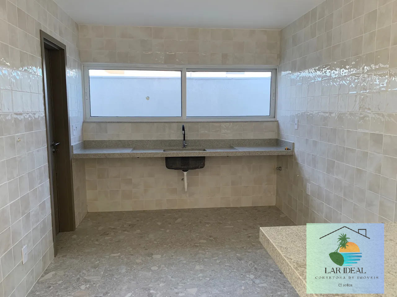 Casa à venda com 4 quartos, 220m² - Foto 29
