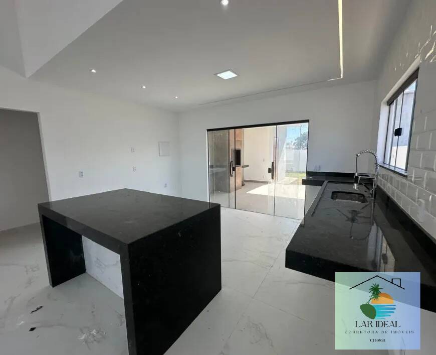 Casa à venda com 3 quartos, 150m² - Foto 9