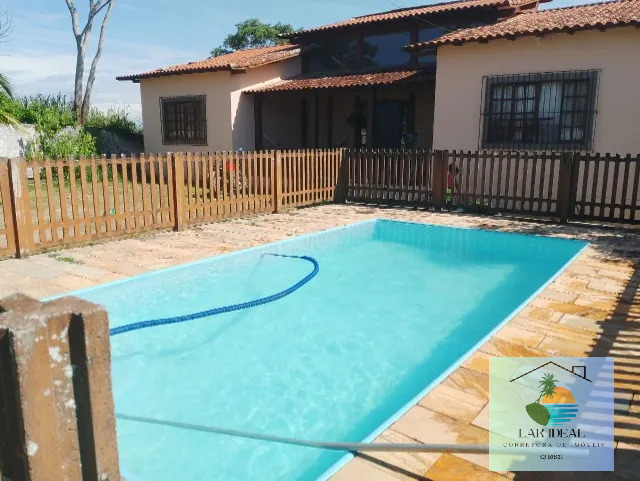 Casa à venda com 3 quartos, 198m² - Foto 2