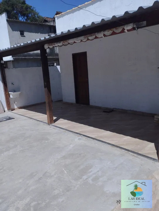 Casa à venda com 2 quartos, 43m² - Foto 4