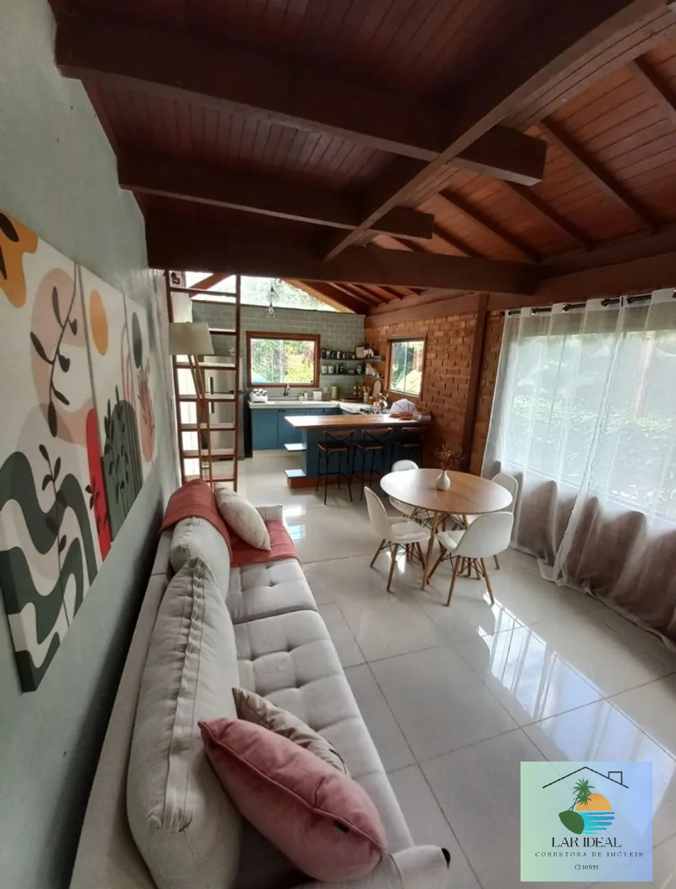 Casa à venda com 2 quartos, 110m² - Foto 12