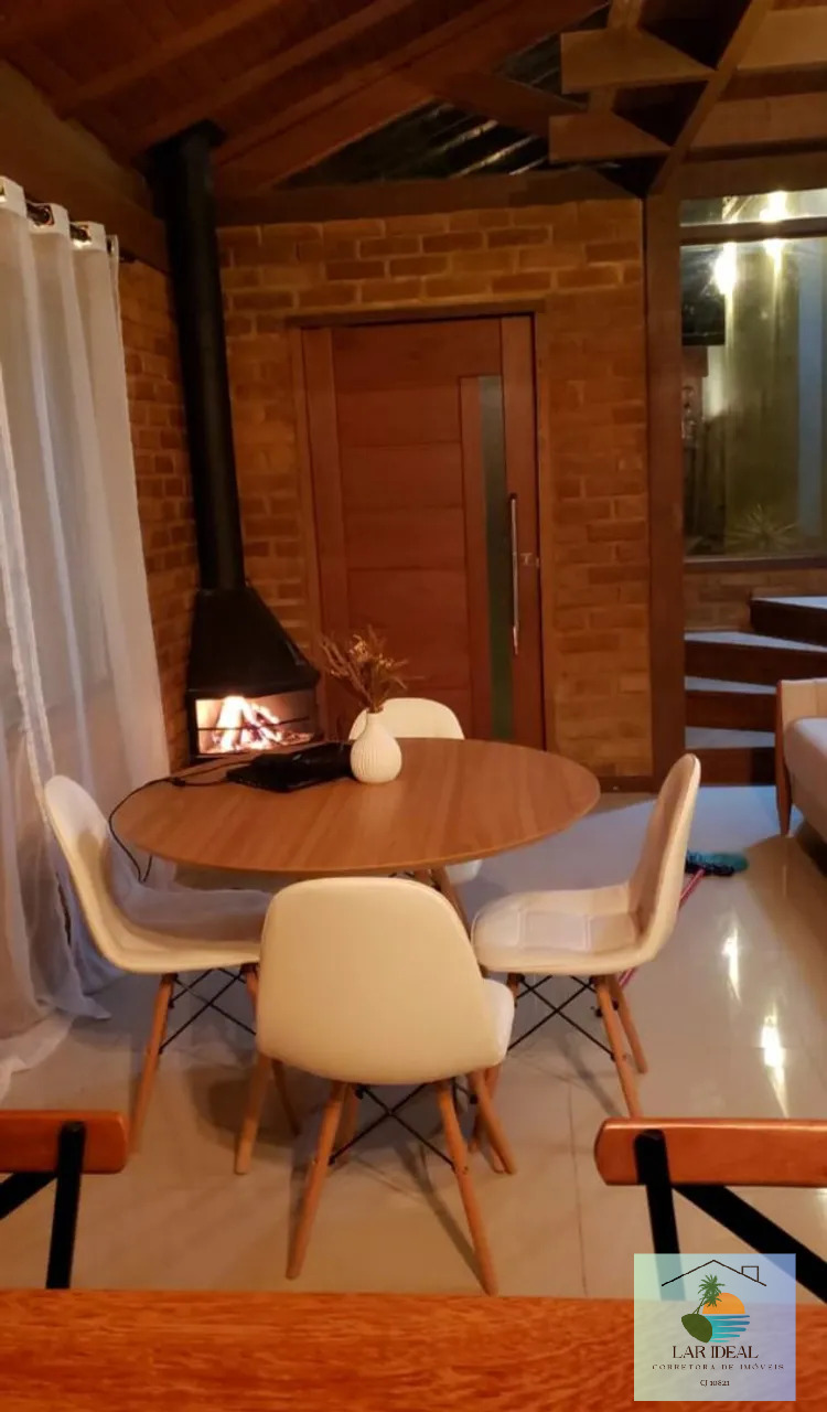 Casa à venda com 2 quartos, 110m² - Foto 13
